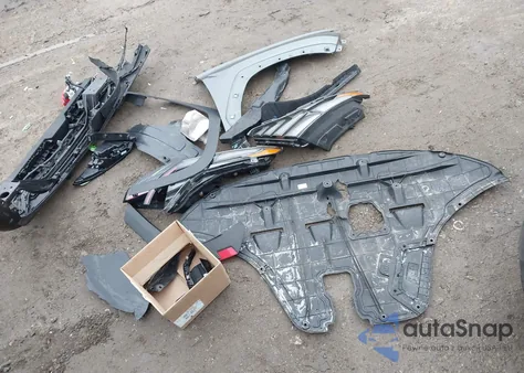 2022 Hyundai Tucson Limited z USA, uszkodzony, nr VIN 5NMJECAE8NH059774